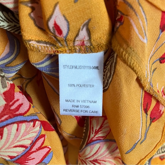 S Honestee Flutter Sleeve Peplum Top - Picture 7 of 7